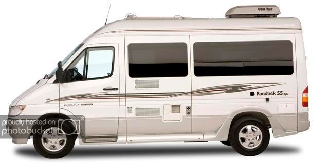 RoadtrekSS-Agile-whitesilver-driver.jpg