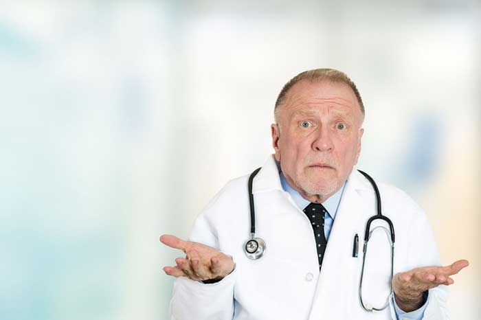 confused-doctor.jpg.a84b442ee6184e9a22bc9e8078e5bc3f.jpg