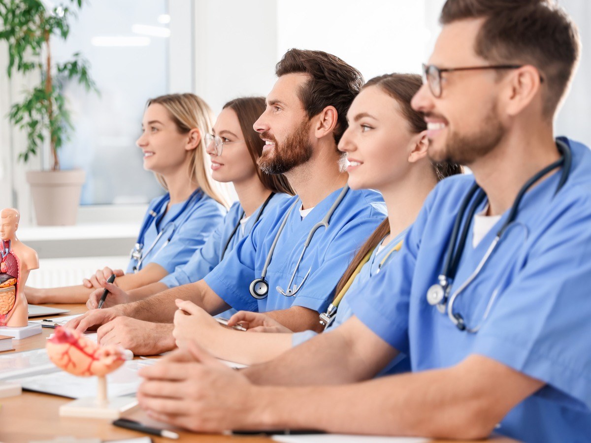 Top 11 Factors Nursing Students Consider When Applying to Programs | Survey 2023
